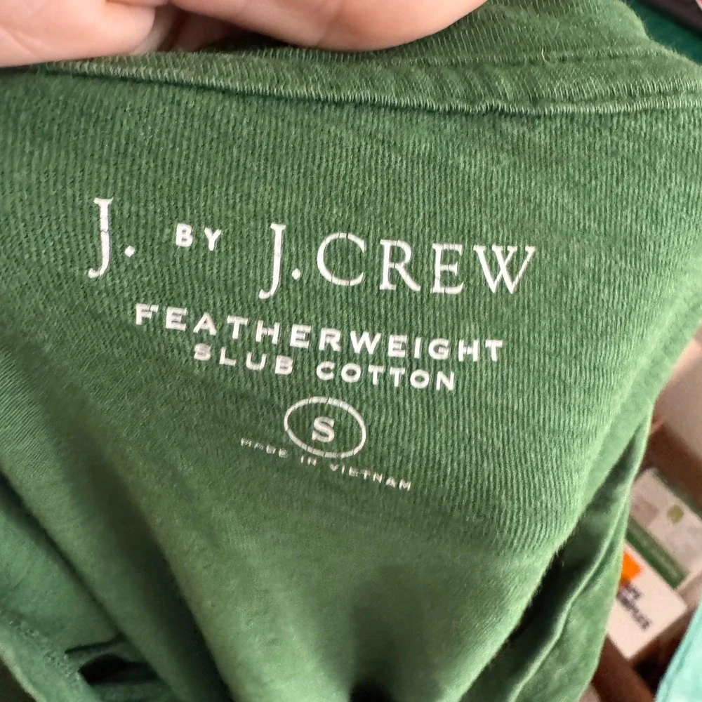 J. Crew Featherweight Slub Cotton V-Neck T-Shirt Green Womens Small Short Sleeve